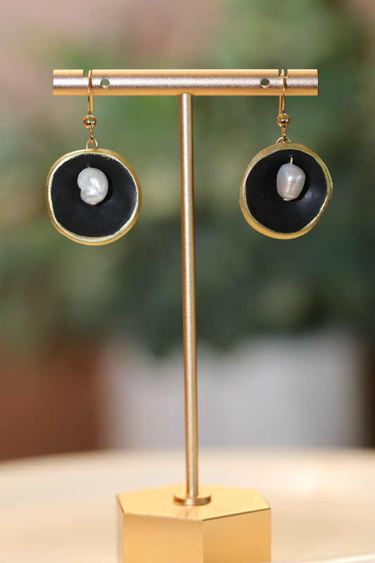 Midnight Pearl Dangles
