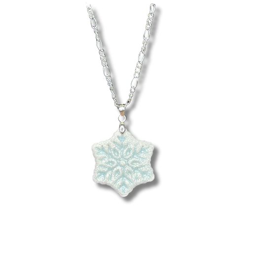 Frosty Elegance Snowflake Necklace